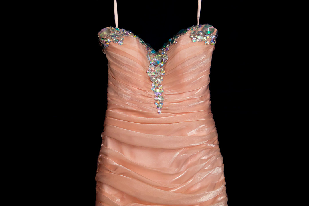 Boise Photographer with Allison’s Formal Dresses in Clarkston, Washington!